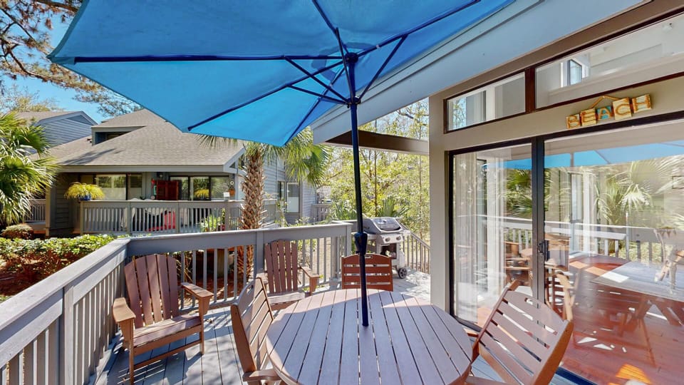 Outdoor Seating