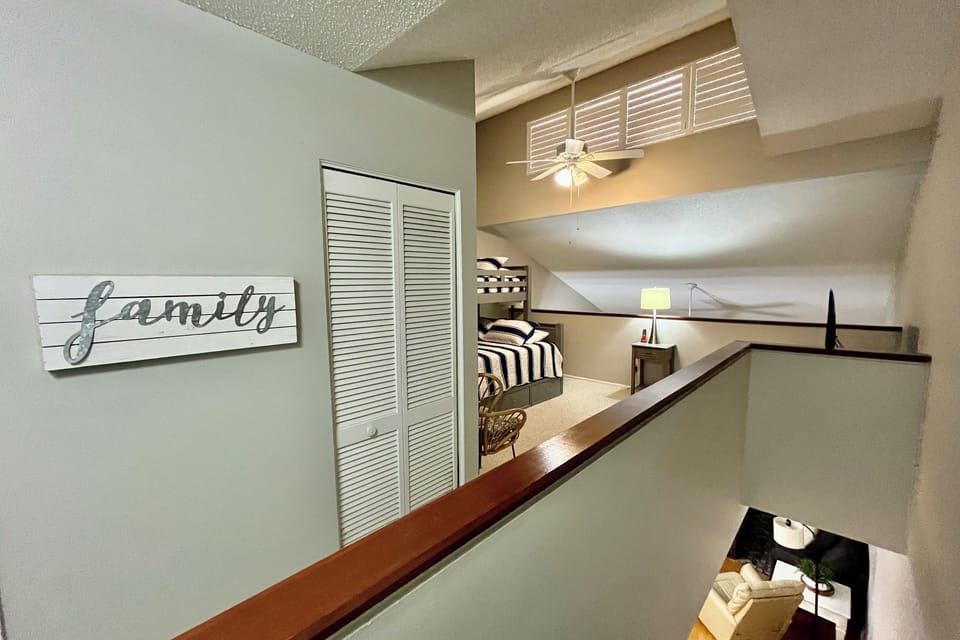 Bedroom 3 (open loft)