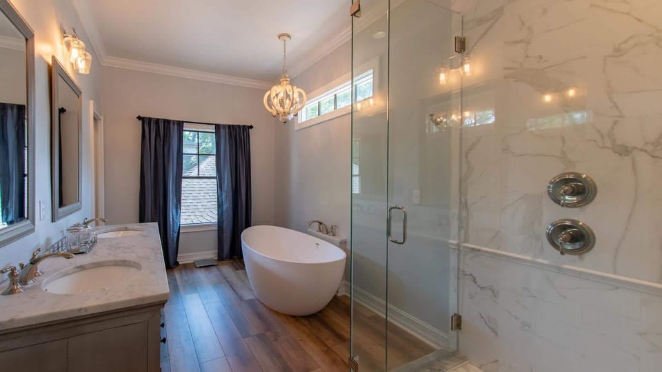 Master Ensuite Bathroom