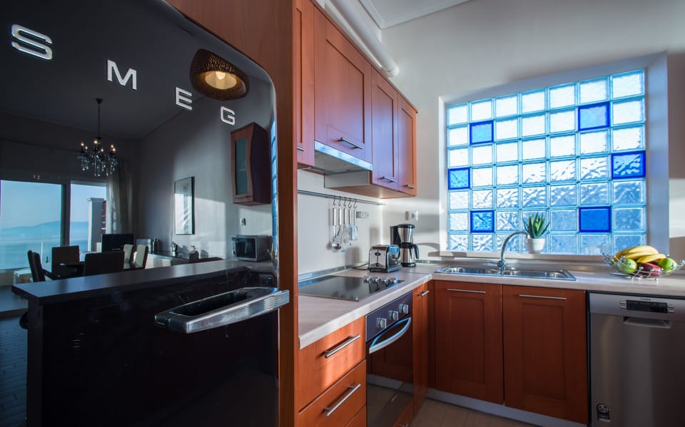 Fully equipped kitchen