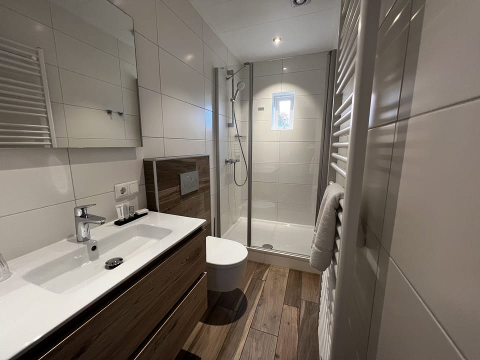 Double or Twin Room, Annex Building | Bathroom | Towels, soap, shampoo, toilet paper