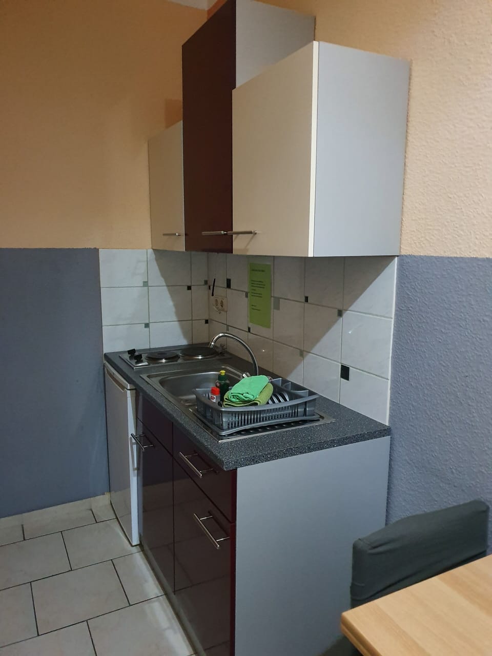Classic Double or Twin Room | Private kitchen | Mini-fridge