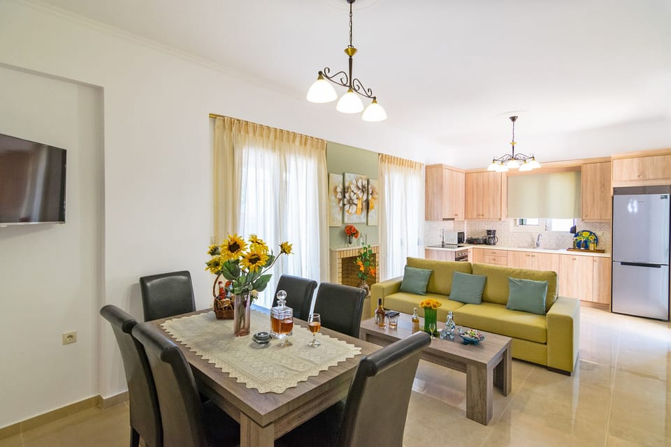 Living and dining area