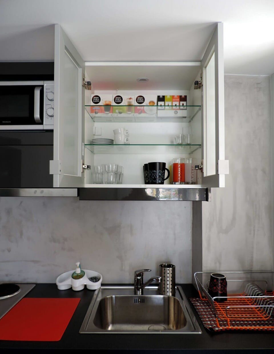 Kitchen Amenities