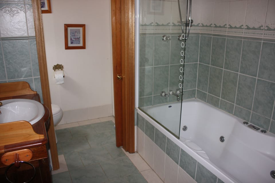 Westbury Gingerbread Cottages Bed and Breakfast in Tasmania