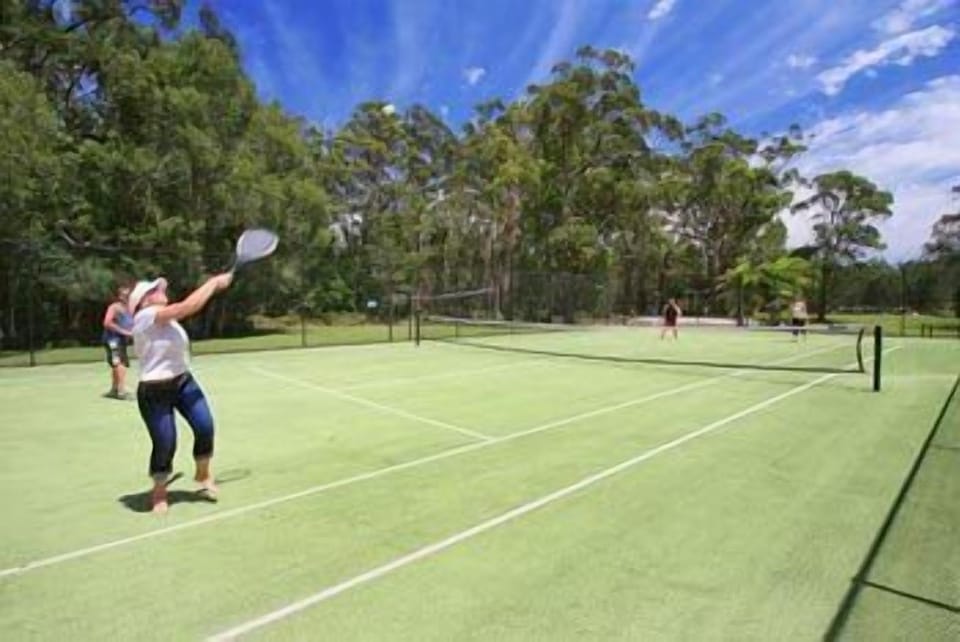 Gateway Lifestyle Lorikeet Campground/ 
RV Resort in Arrawarra
