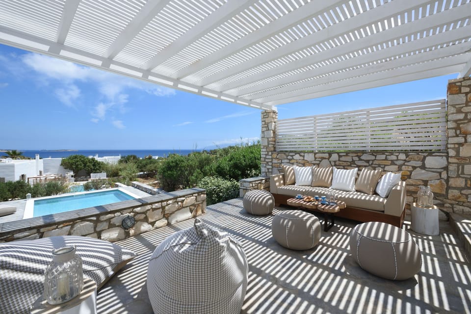 Outdoor Living Area 