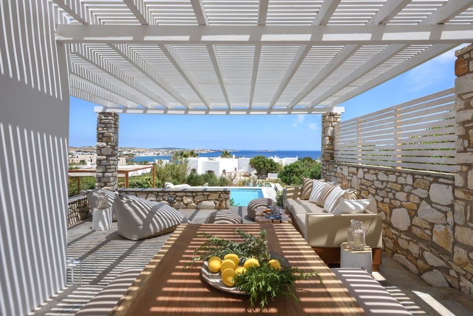 Outdoor Living Area 