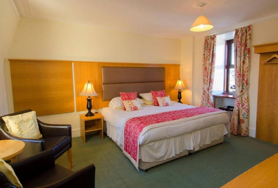 Luxury Double Room | Individually decorated, individually furnished, desk, free WiFi