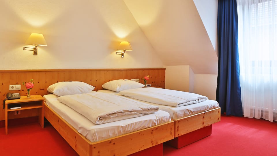 Double Room | In-room safe, desk, blackout drapes, iron/ironing board