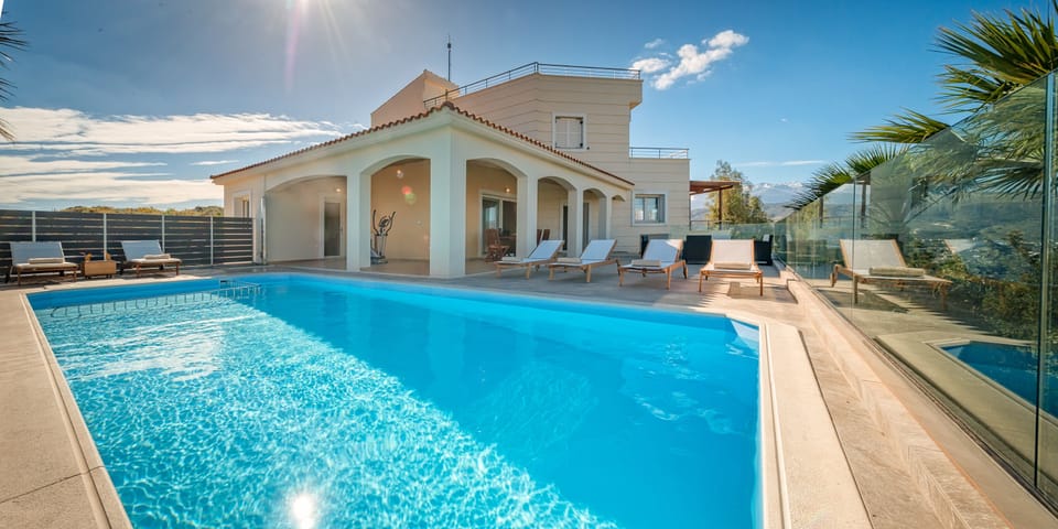 Private swimming pool with six swimming pool loungers. Outdoor Shower provided.