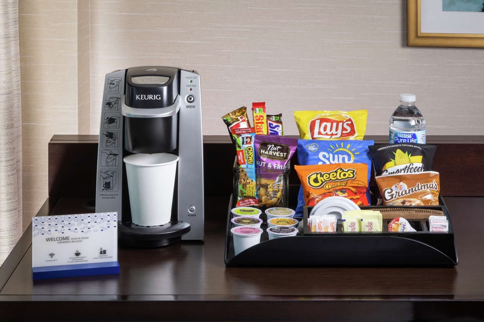 Premium bedding, in-room safe, desk, blackout drapes