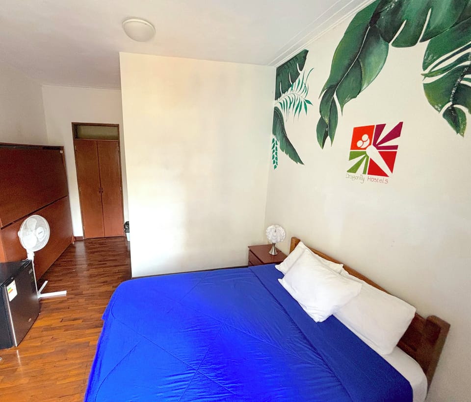 Double Room Ensuite | WiFi (free), bed sheets