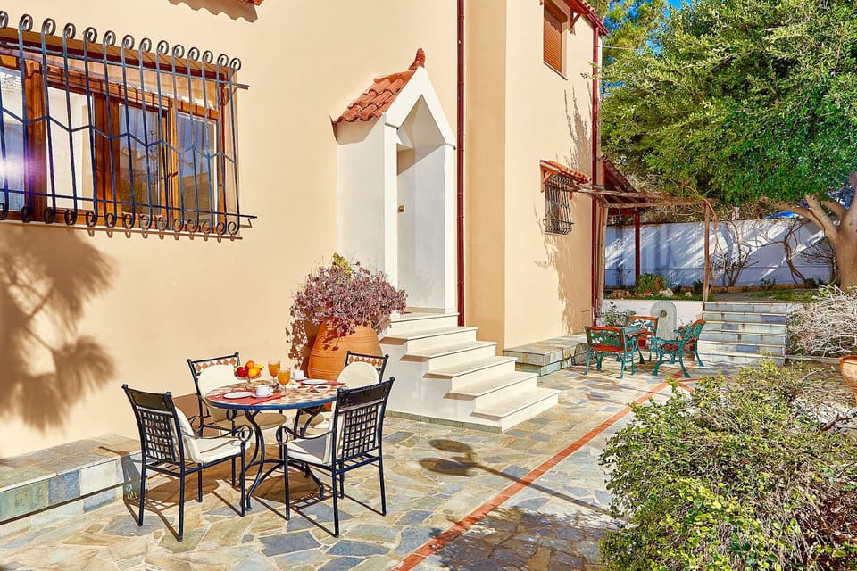 Lovely and traditional villa