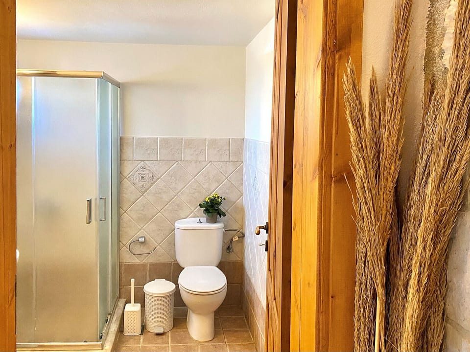 Modern bathroom of Private Villa, Asteri, Rethymno