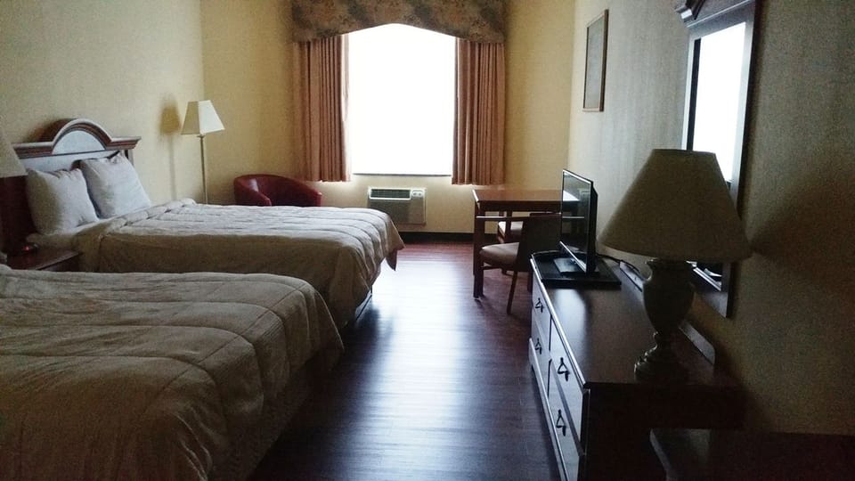 Classic Room | 1 bedroom, premium bedding, desk, iron/ironing board