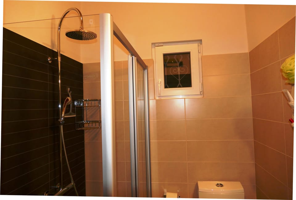 WC- Shower