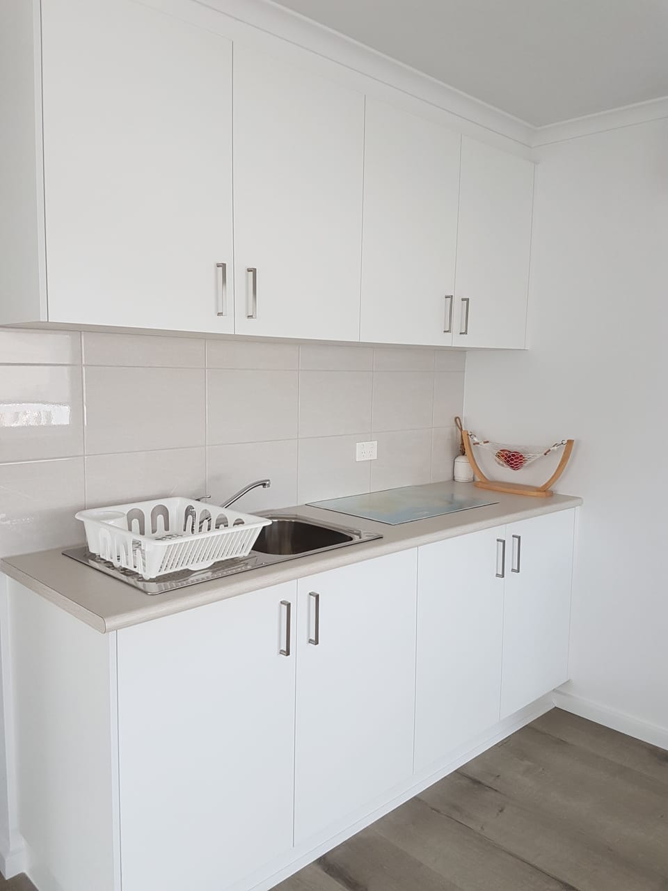 Comfort Apartment, 1 Bedroom | Private kitchen | Coffee/tea maker, electric kettle, toaster, dining tables