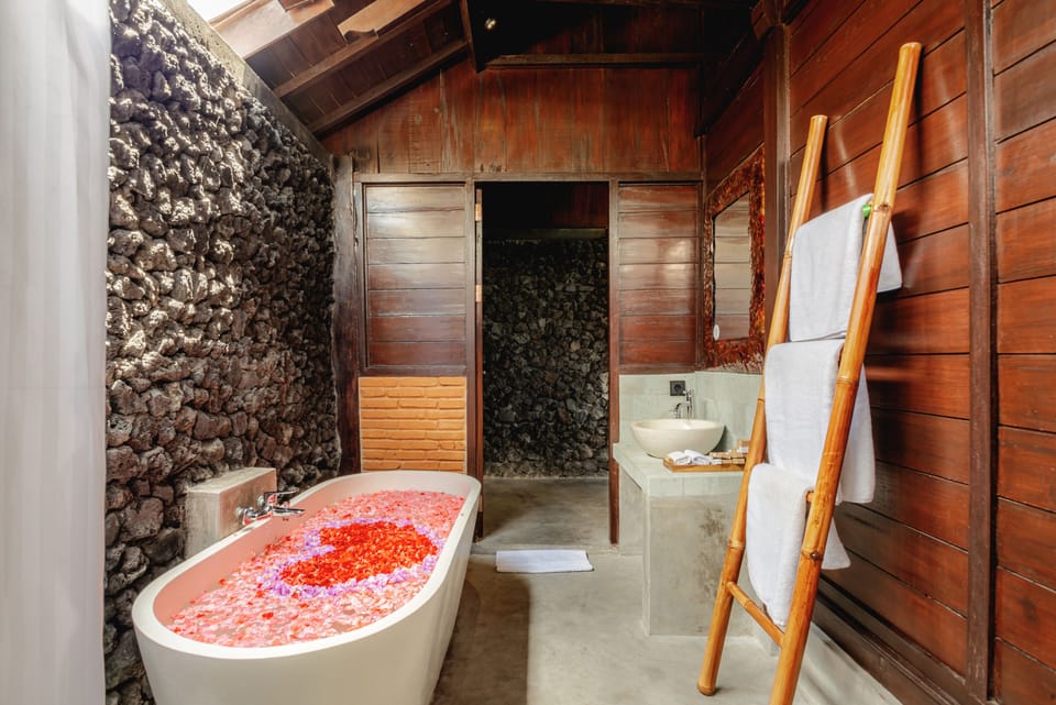 Villa, 1 Bedroom, Private Pool, Garden View | Bathroom | Shower, free toiletries, hair dryer, slippers