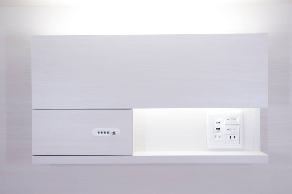 1 bedroom, in-room safe, iron/ironing board, free WiFi