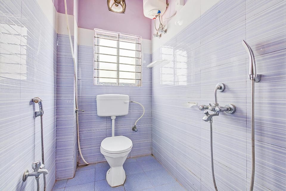 Shower, towels