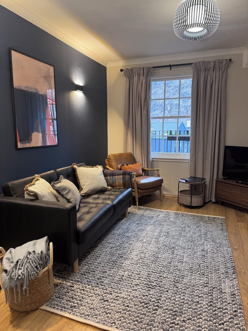 Apartment (1 Bedroom) | Living area | Flat-screen TV, Netflix, streaming services