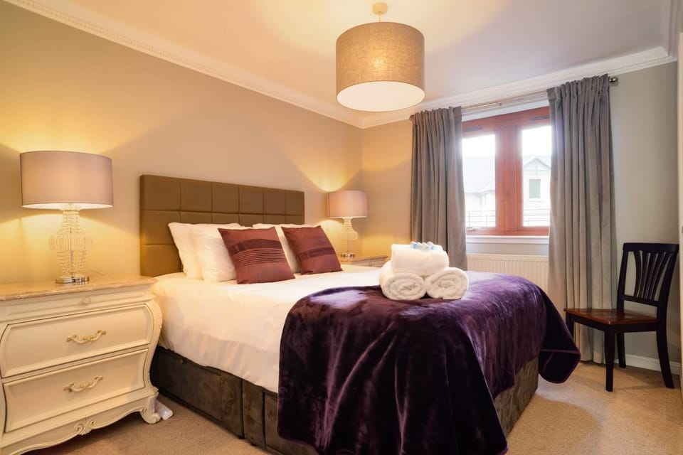 JOIVY Gorgeous Stockbridge Apt With Underground Parking Apartment in Edinburgh