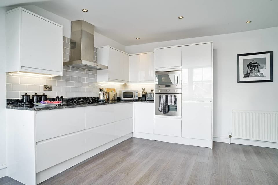 Superior Apartment, 2 Bedrooms (2 Bedrooms) | Private kitchen | Coffee/tea maker, electric kettle