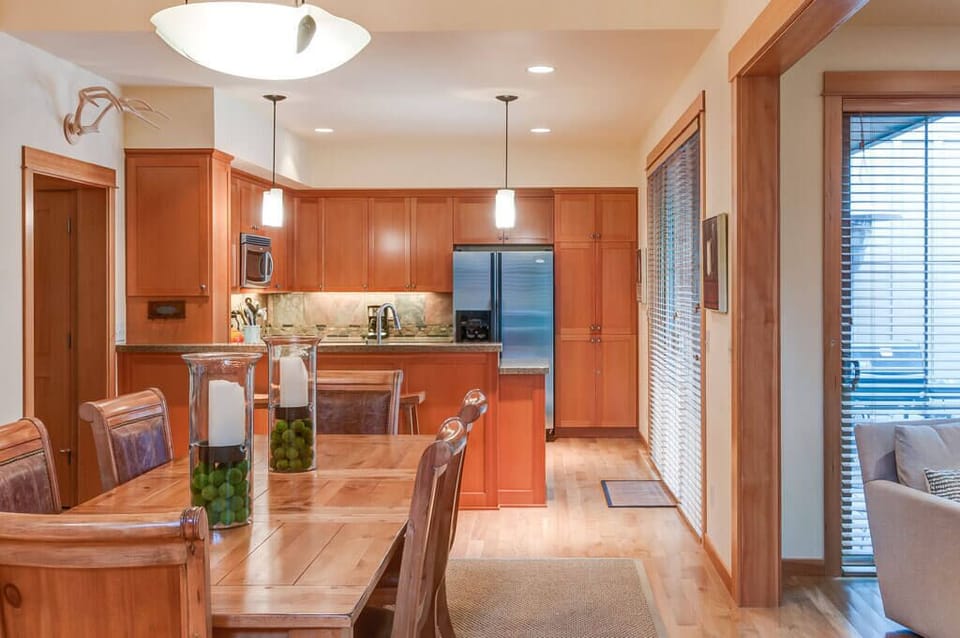 28 Fremont Crossing