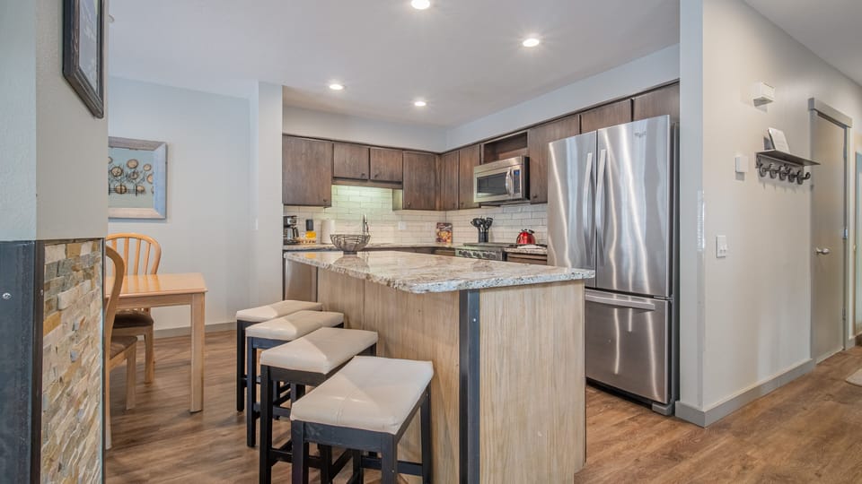 25 Eaglewood-08