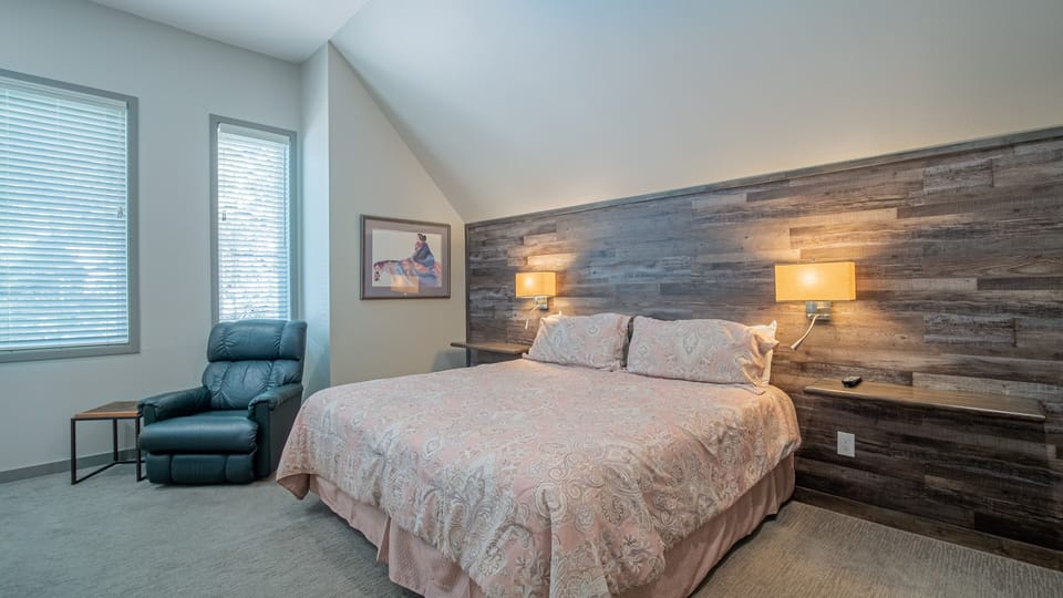 25 Eaglewood-19
