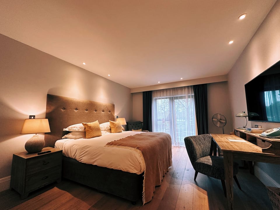 Riverside Accessible Double | Premium bedding, minibar, in-room safe, desk