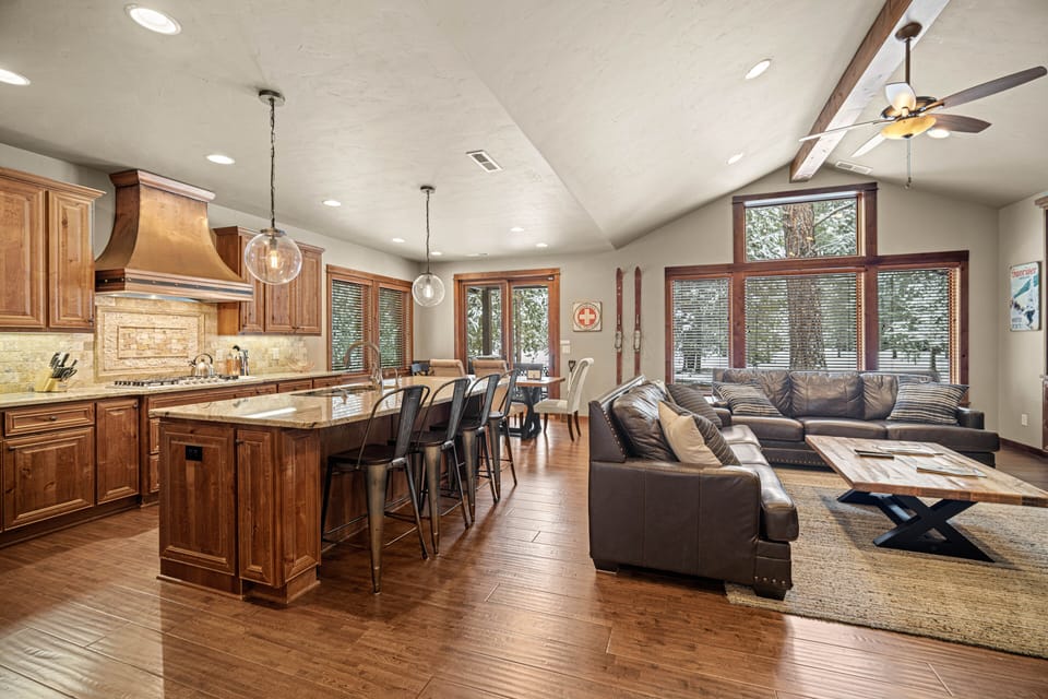 Caldera Cabin 41-04