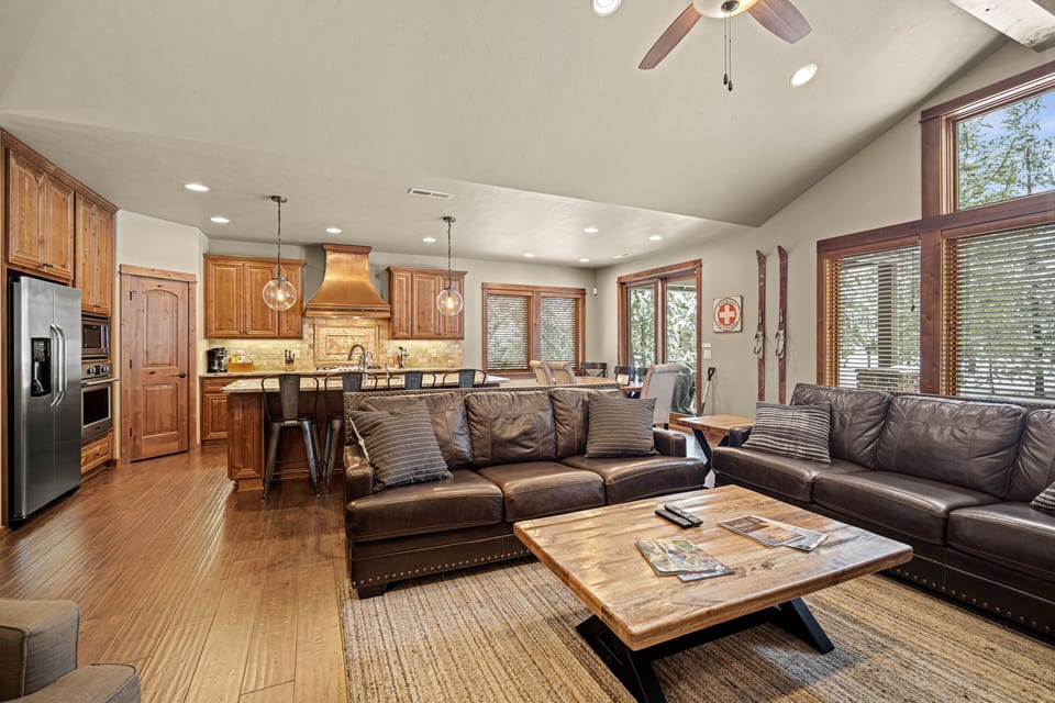 Caldera Cabin 41-07