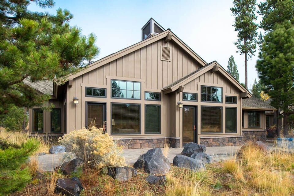 33 Caldera Cabin