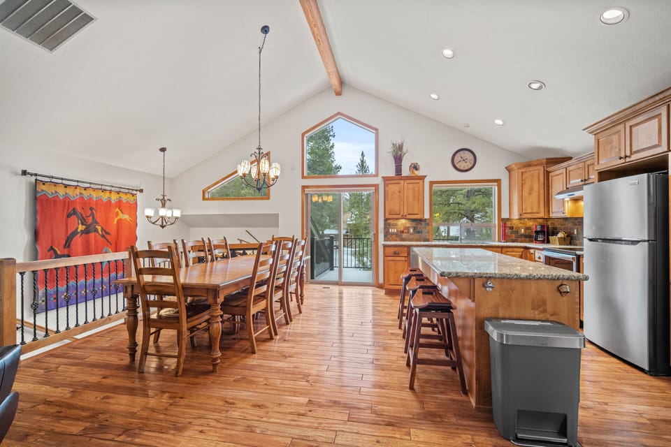 25 McNary Lane-04