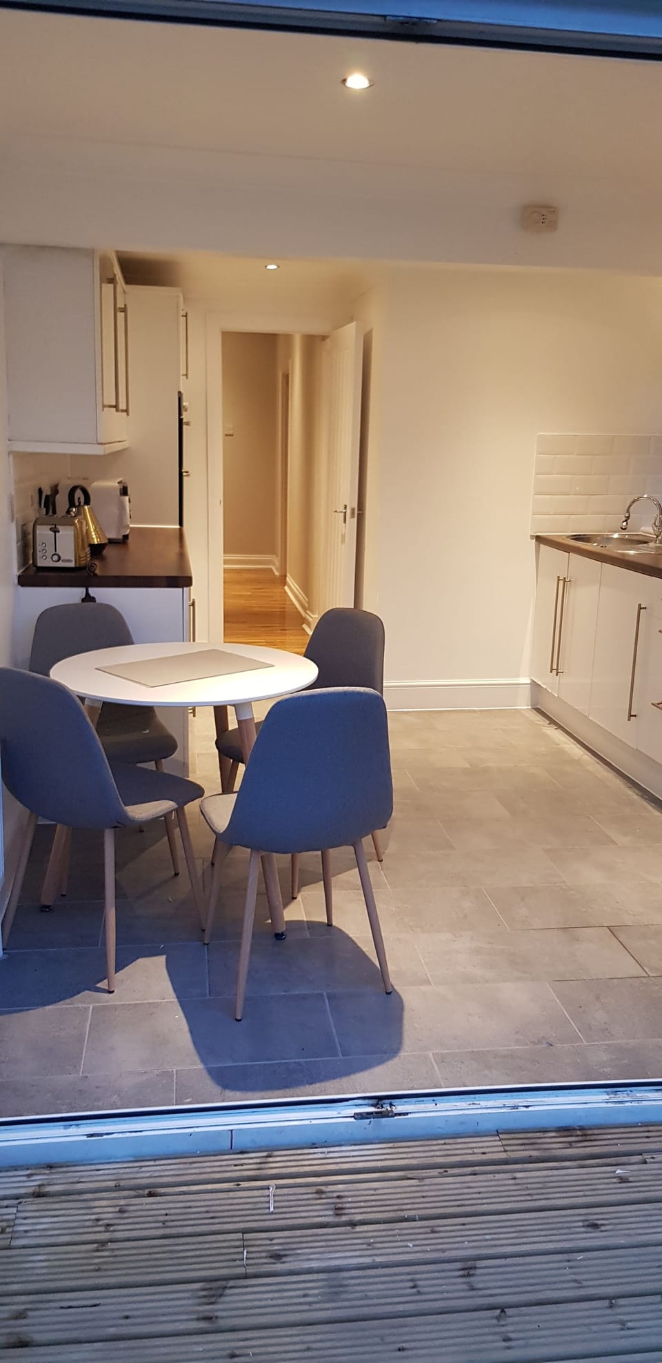 Deluxe House, 4 Bedrooms | Private kitchen | Full-size fridge, microwave, oven, stovetop