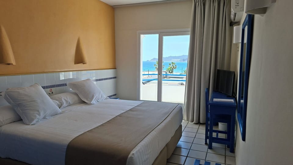 Hotel Playa Bocaina Hotel in Andalusia