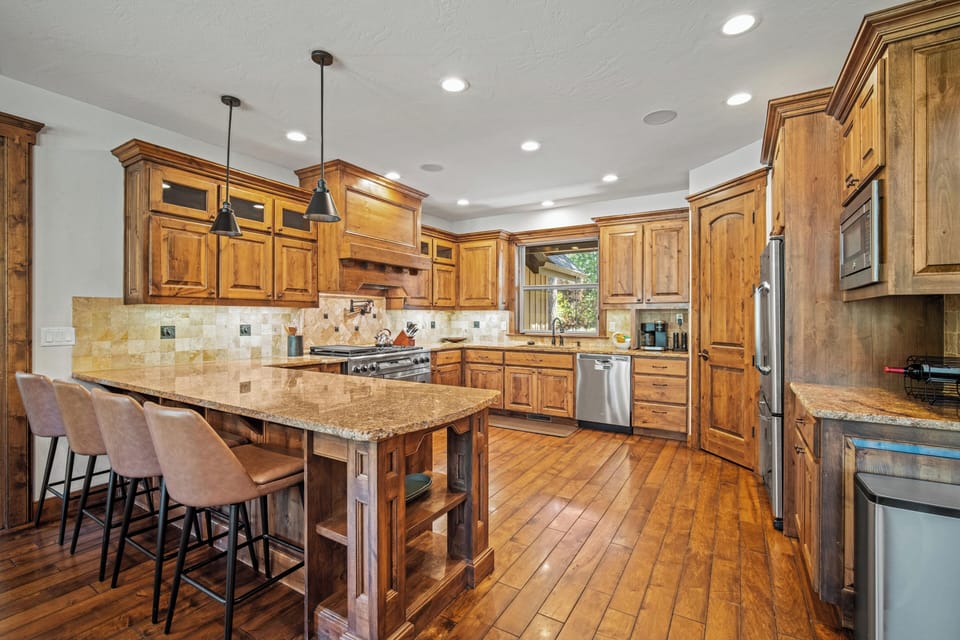 56457 Sunstone Loop-20