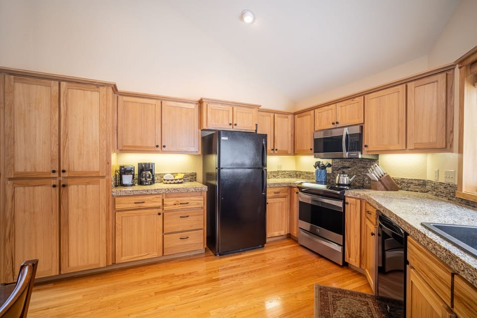 13 Elk Lane-05
