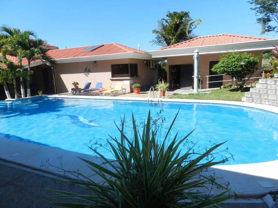 Private Pool and 
change room
