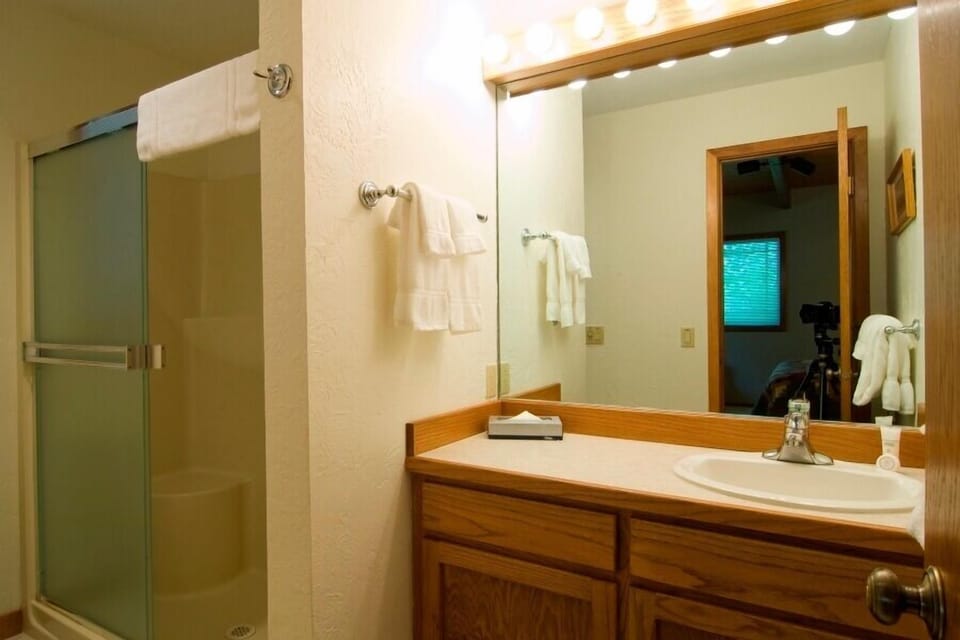 downstairs master bathroom