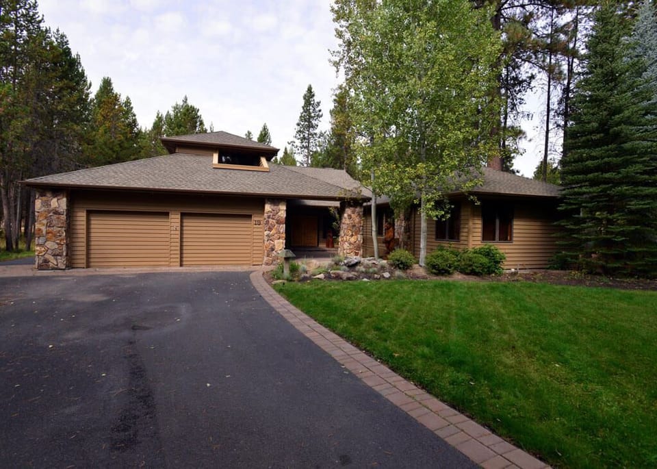 19 Siskin Lane