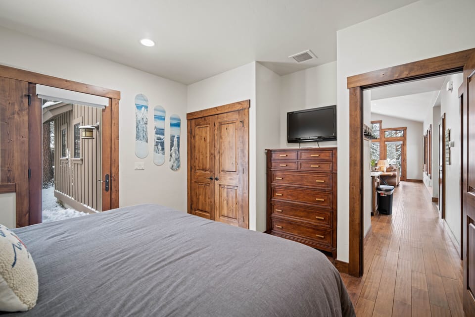 Caldera Cabin 27-18