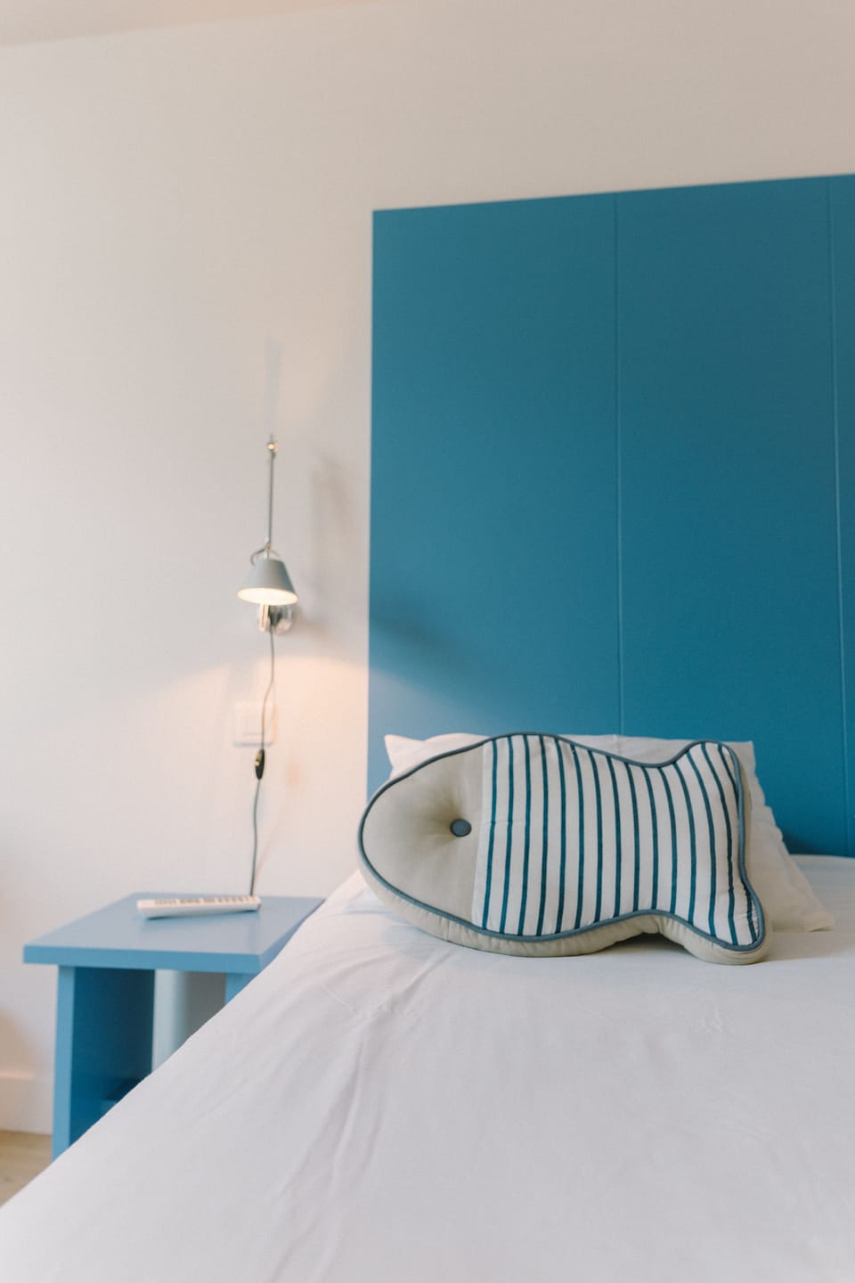 Desk, free cribs/infant beds, rollaway beds, free WiFi