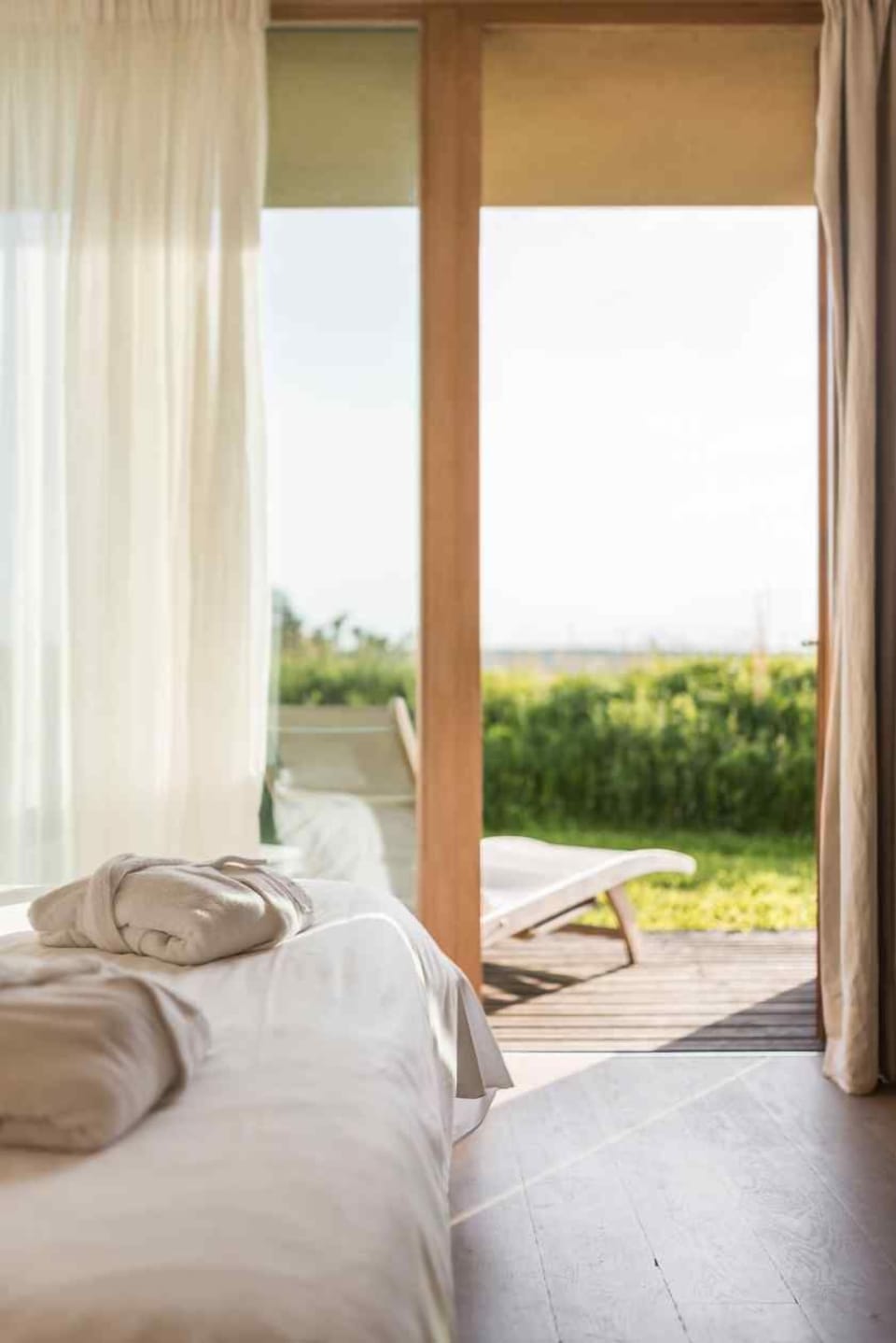 Hypo-allergenic bedding, in-room safe, individually decorated