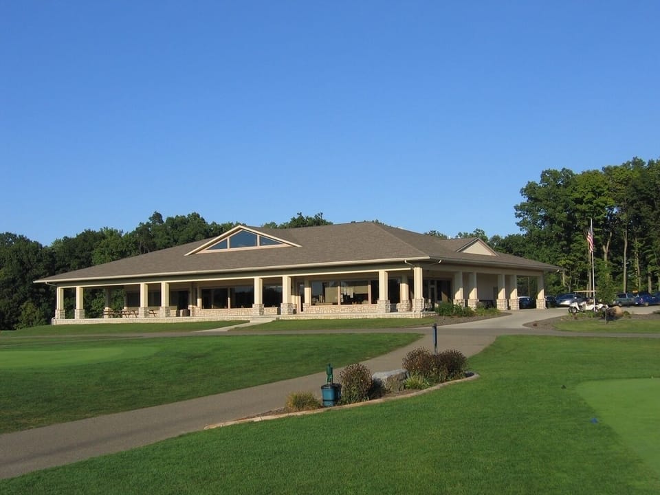 AV Golf Course Clubhouse