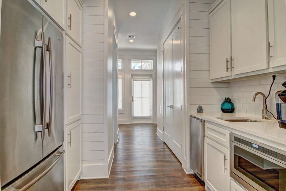 Kitchen, 1st Floor