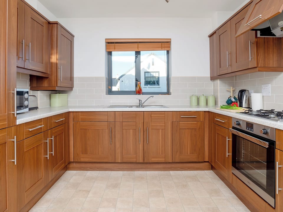 Well equipped kitchen | 3 Waterwheel Apartment, Charlestown