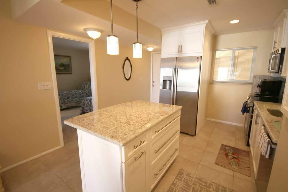 Kitchen Bar
